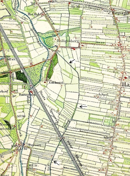 Met pijltjes de loop van de Schoonbeker Grift