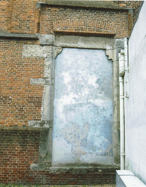 Bestand:Windsteeg afgesloten ingang Sint Joriskerk.jpg